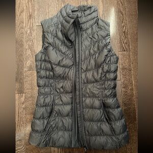 Athleta Charcoal Puffer Vest